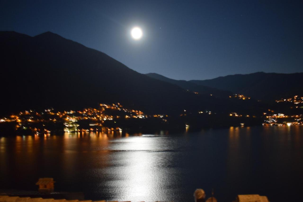 Romantic Home Stone With Amazing View Lake Of Como And Oleandra Laglio Luaran gambar